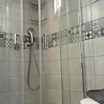 شقة θέαστρον - Theastron House With Great View In Chora Pera Gyalos