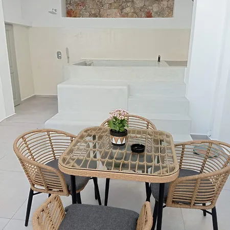 Apartment θέαστρον - Theastron House With Great View In Chora Pera Gyalos