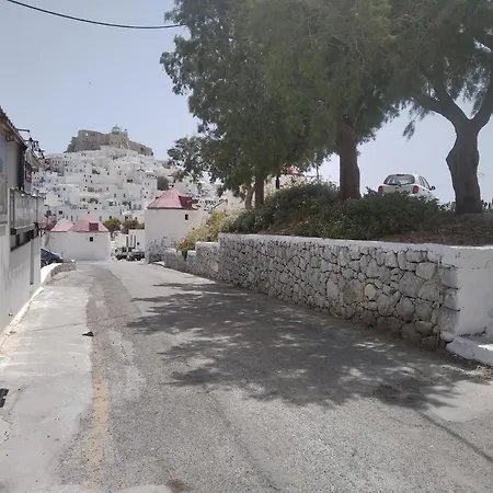 Apartment θέαστρον - Theastron House With Great View In Chora