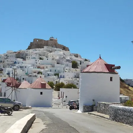 θέαστρον - Theastron House With Great View In Chora Πέρα Γυαλός