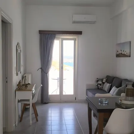 θέαστρον - Theastron House With Great View In Chora Pera Gyalos