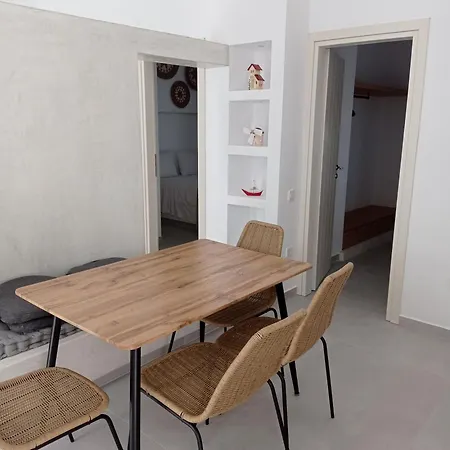 Διαμέρισμα θέαστρον - Theastron House With Great View In Chora