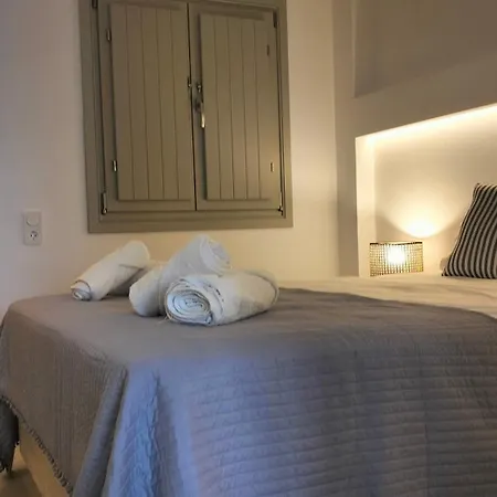 θέαστρον - Theastron House With Great View In Chora * Πέρα Γυαλός