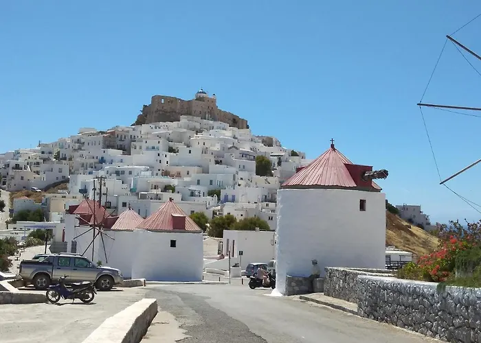 θέαστρον - Theastron House With Great View In Chora Pera Gyalos