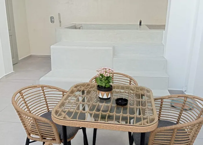 아파트 θέαστρον - Theastron House With Great View In Chora Pera Gyalos